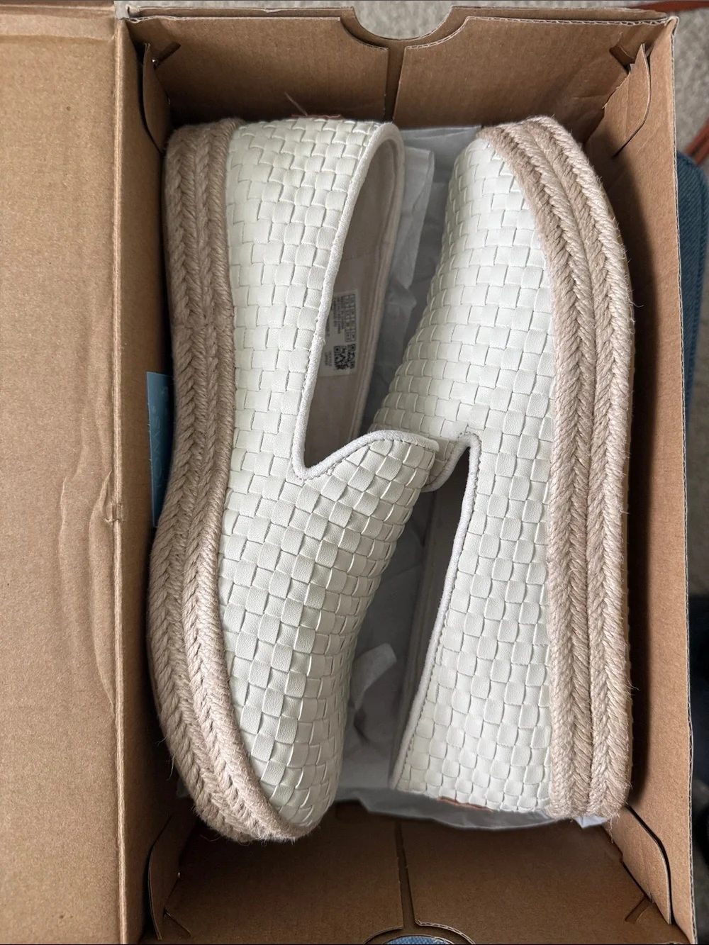 Tom’s Carolina woven slip on